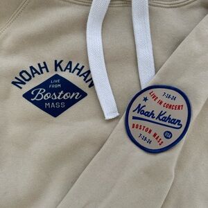 Noah Kahan Live From Boston Fenway Hoodie Tan Size 2XL